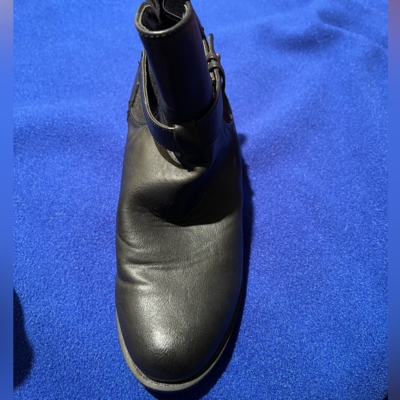 Maurices black ankle boots, great condition low heel boots/snap buckle size 9 - Picture 7 of 12